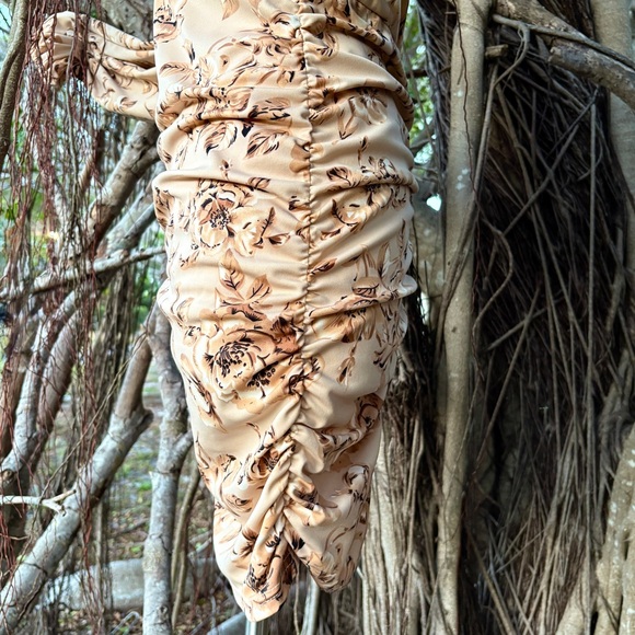 Brown Floral Corset Mini Dress Size M 8 Cold Shoulder Ruched Cocktail Party Zip - Picture 5 of 17